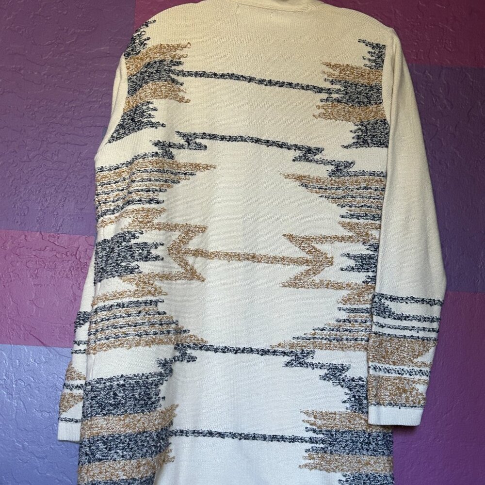 Sweater - Picture 5 of 5
